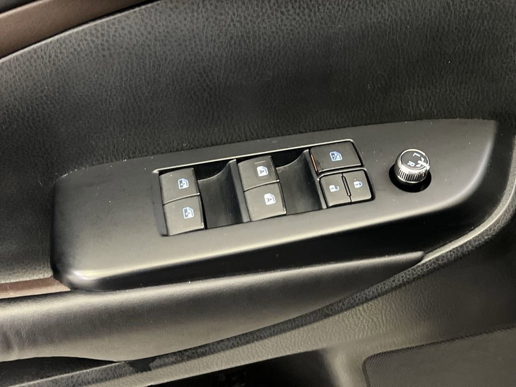 Used 2019 Toyota Highlander XLE image 13