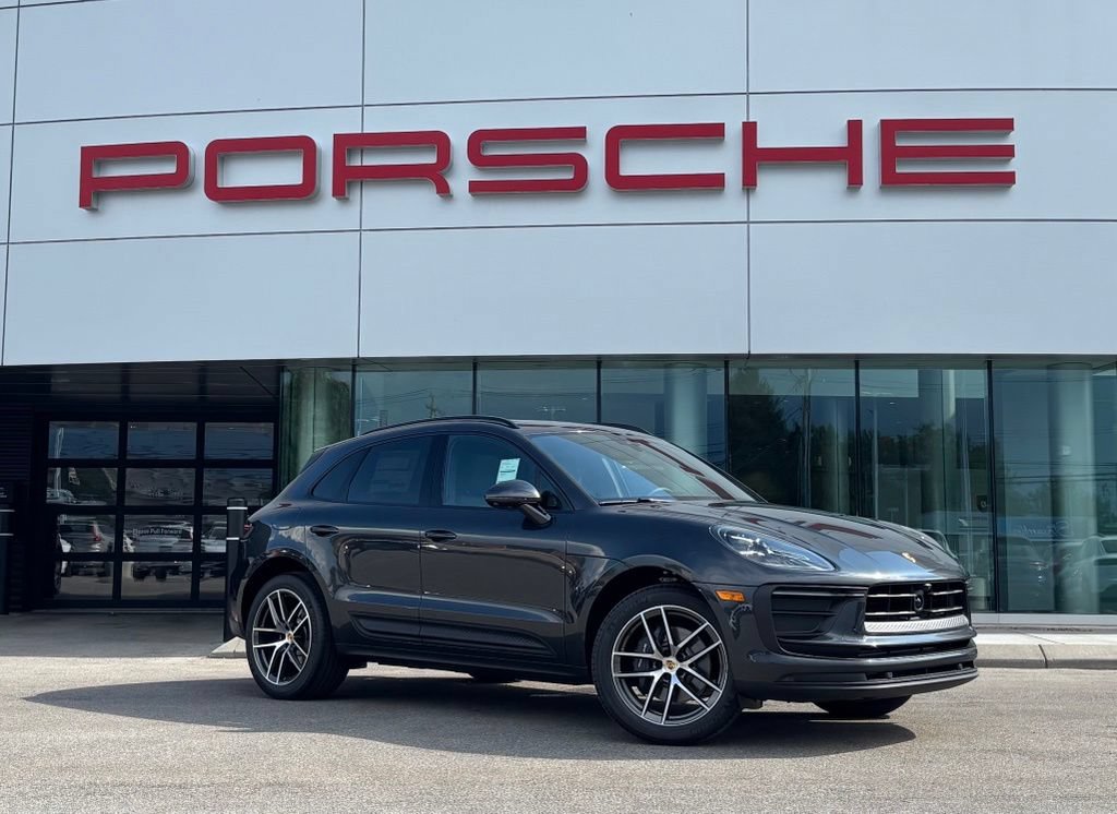 New 2026 Porsche Macan AWD/4WD image 17