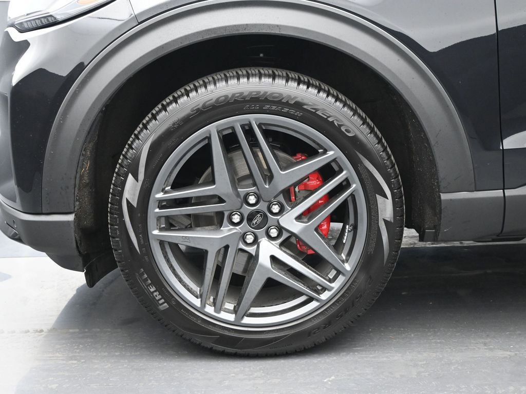 New 2025 Ford Explorer ST-Line w/ Premium Package image 11
