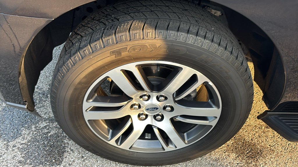 Used 2024 Ford Expedition Max Limited AWD/4WD image 32