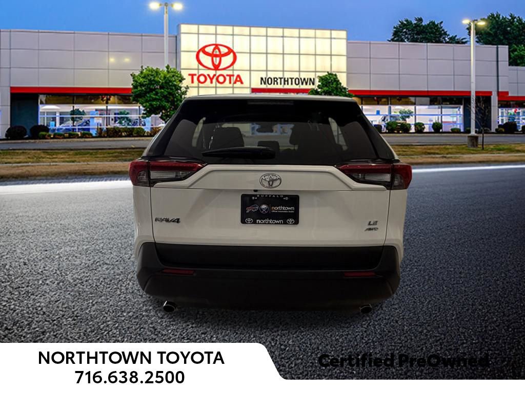 Used 2024 Toyota RAV4 LE AWD/4WD image 14