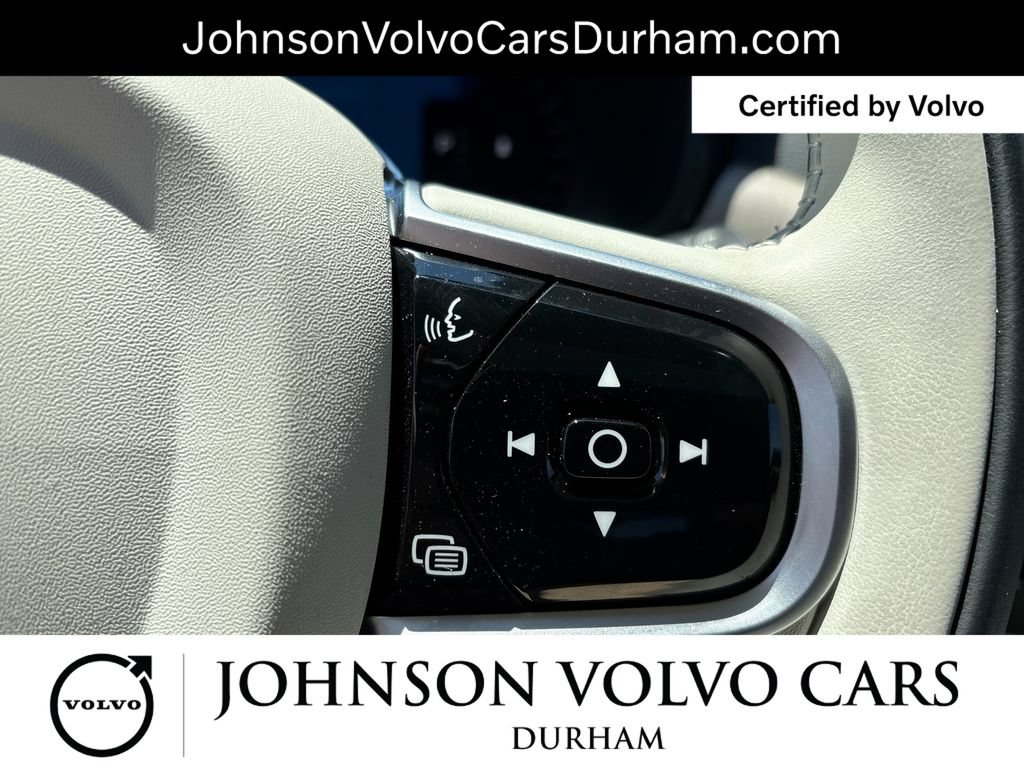 Certified 2025 Volvo V90 B6 Cross Country Plus AWD/4WD image 19