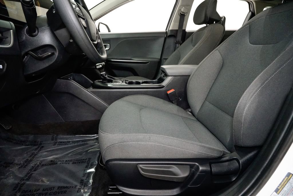 Certified 2025 Kia K4 LXS image 11