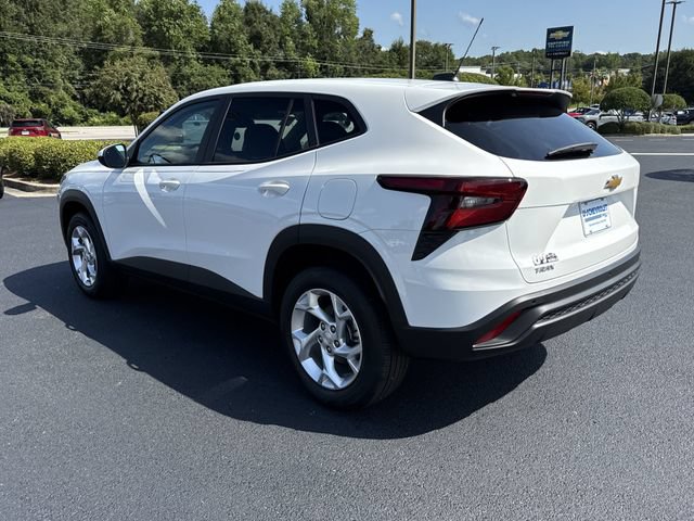 New 2026 Chevrolet Trax LS w/ LS Convenience Package FWD image 5