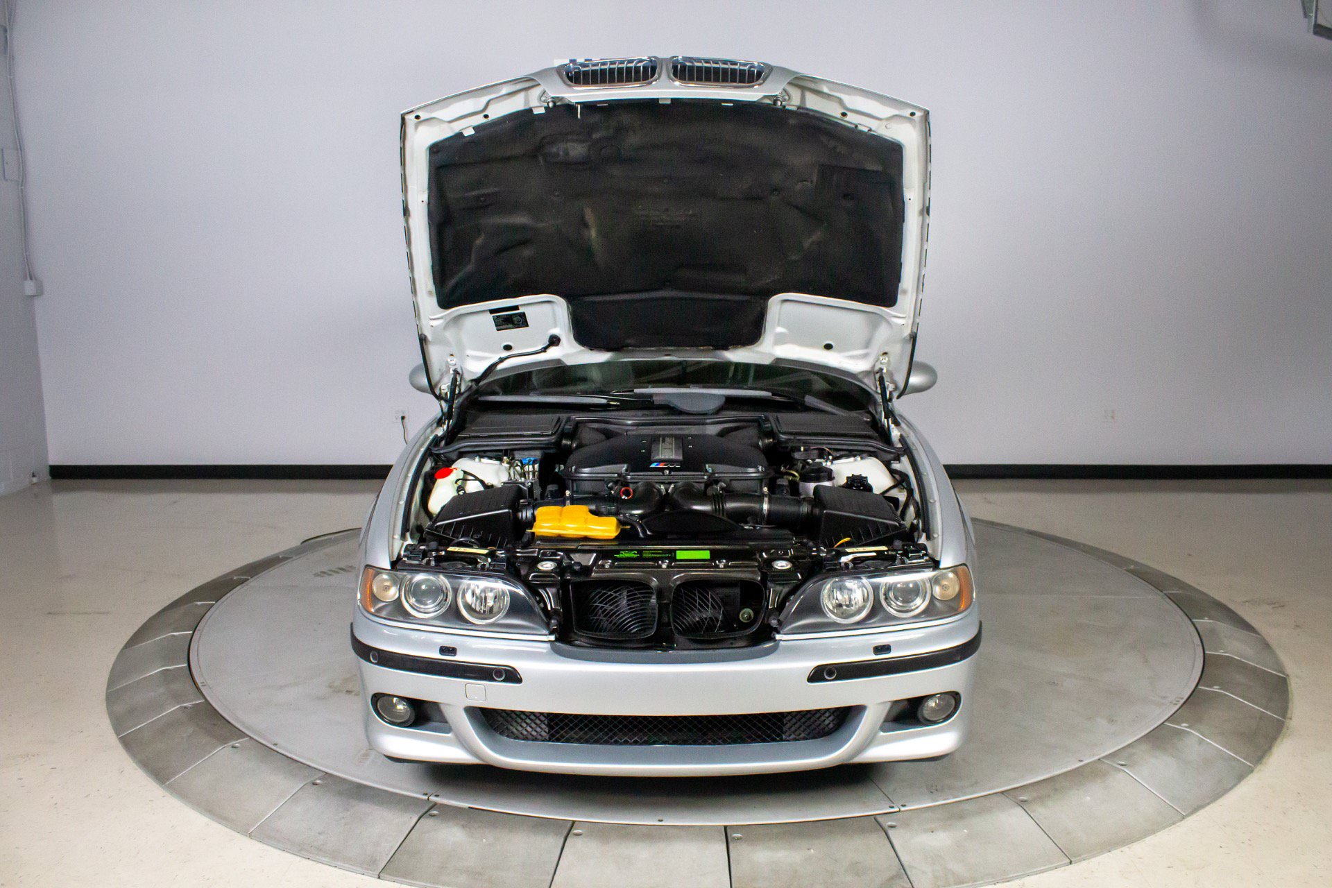 Used 2002 BMW M5 RWD image 55