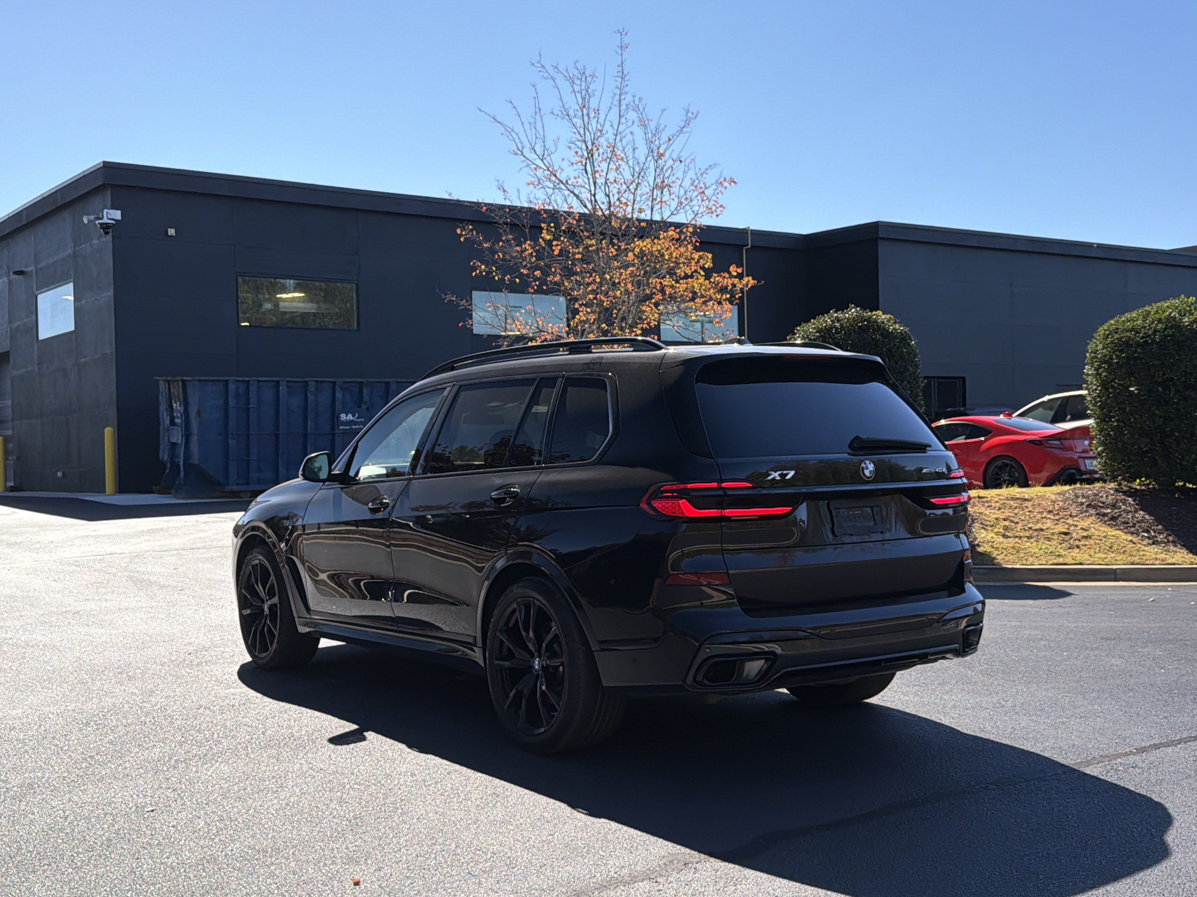 Used 2024 BMW X7 xDrive40i w/ M Sport Package AWD/4WD image 14