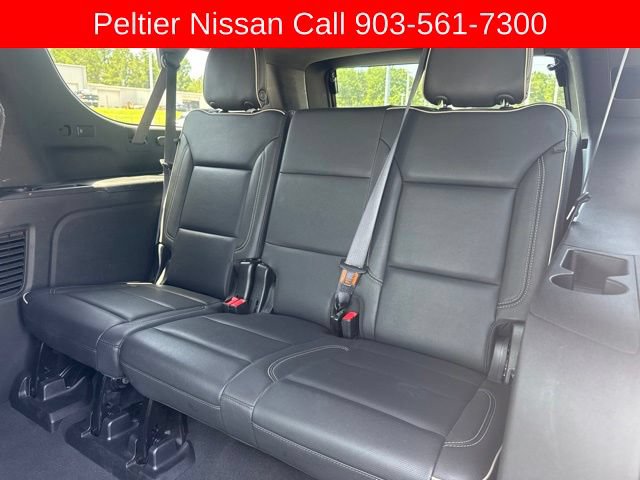 Used 2024 Chevrolet Suburban Premier RWD image 23