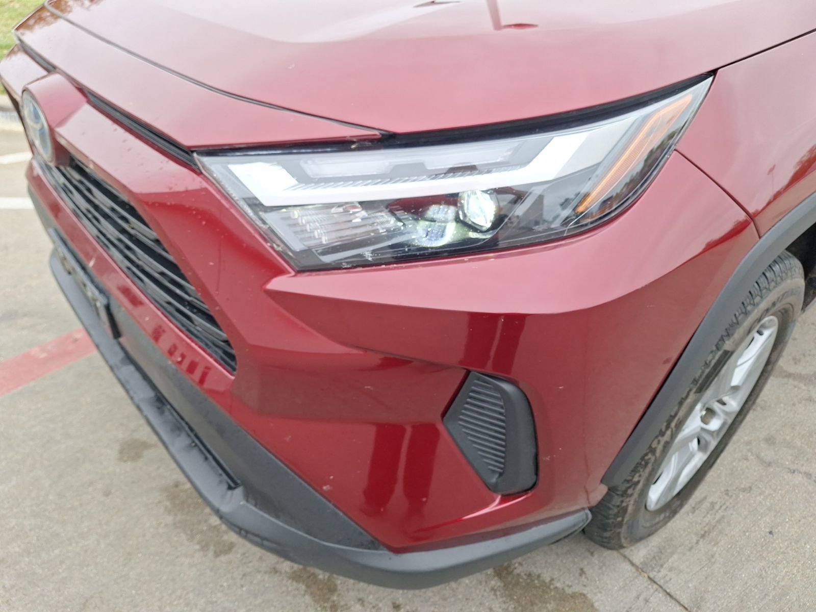 Used 2022 Toyota RAV4 XLE w/ Convenience Package AWD/4WD image 10