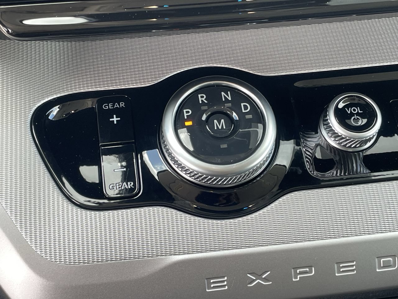 New 2026 Ford Expedition Active RWD image 29