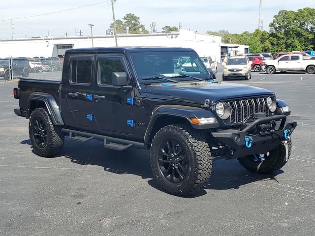 Used 2024 Jeep Gladiator Sport AWD/4WD image 33