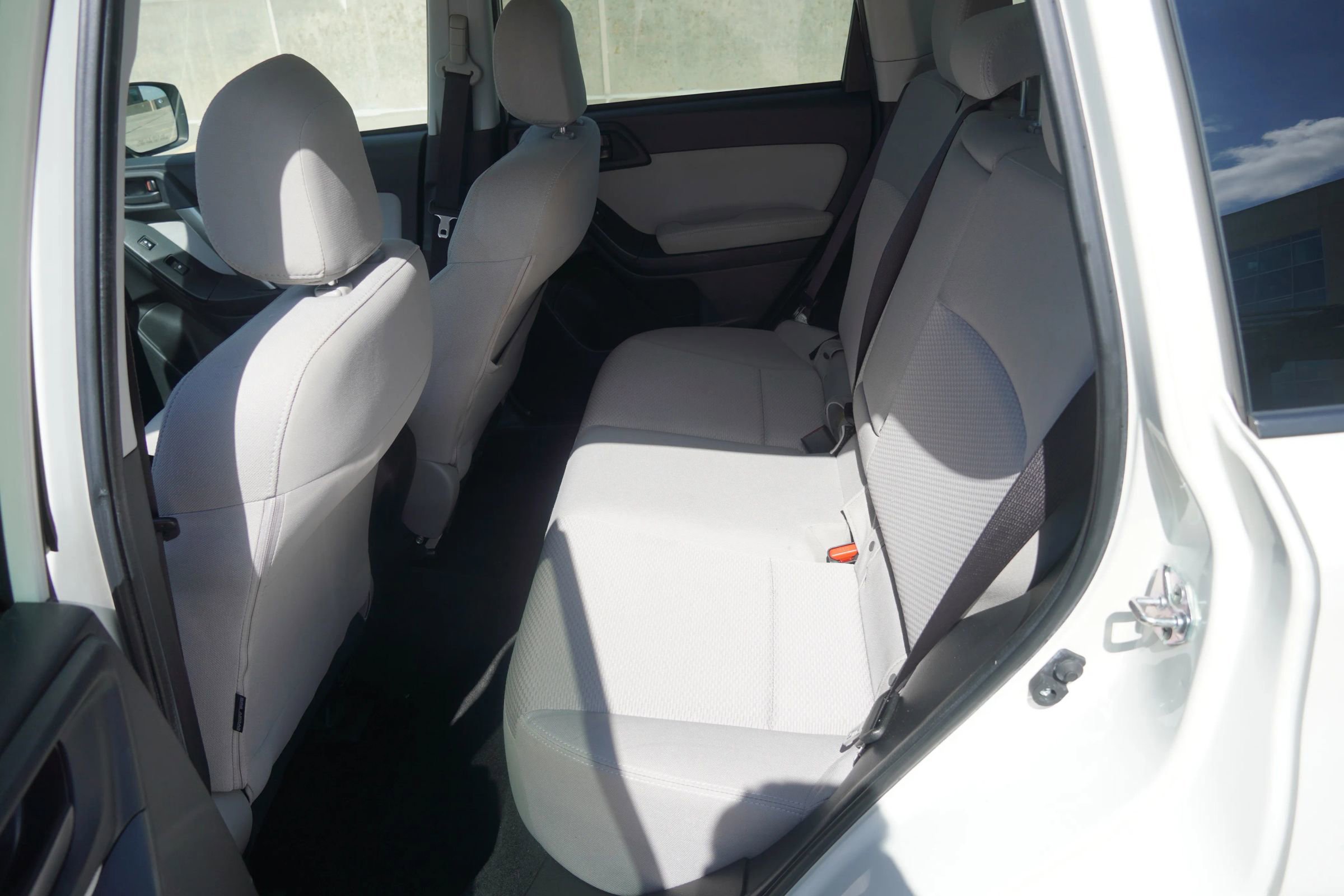 Used 2014 Subaru Forester 2.5i Premium w/ Popular Package #2 image 31