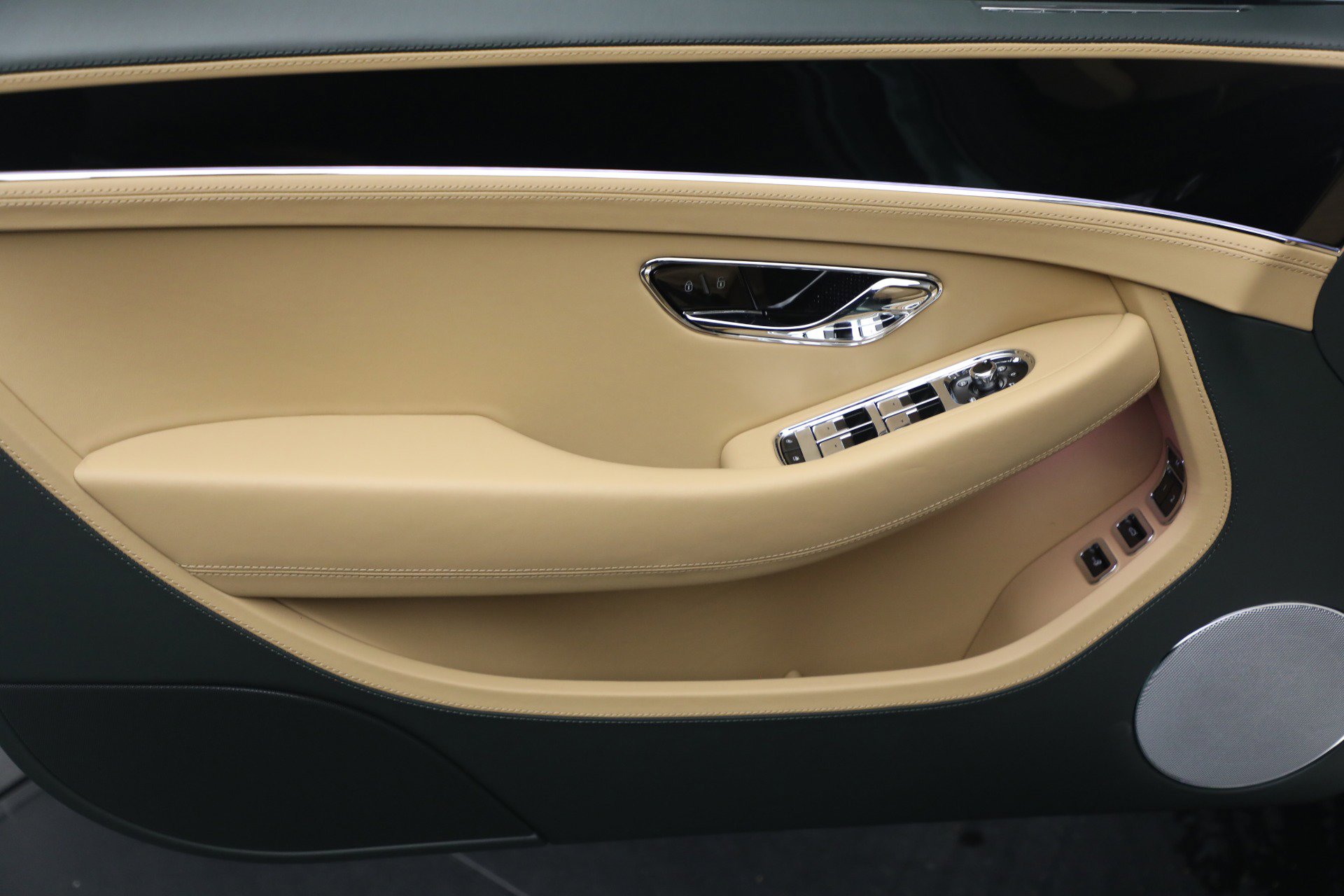 New 2026 Bentley Continental GTC AWD/4WD image 22