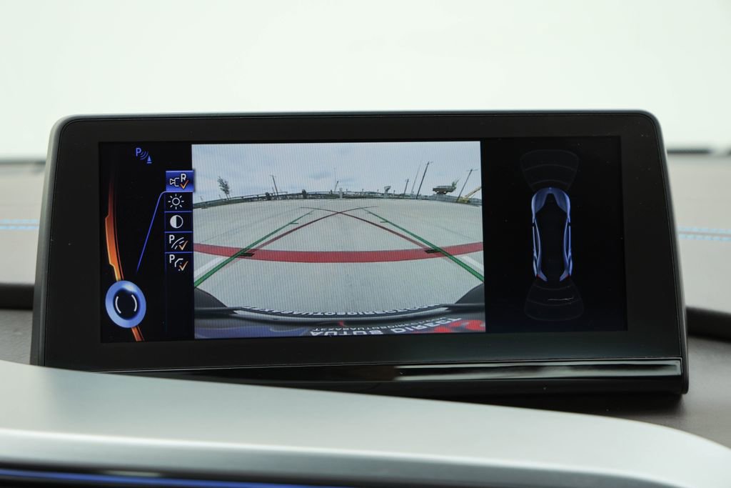 Used 2016 BMW i8 AWD/4WD image 11