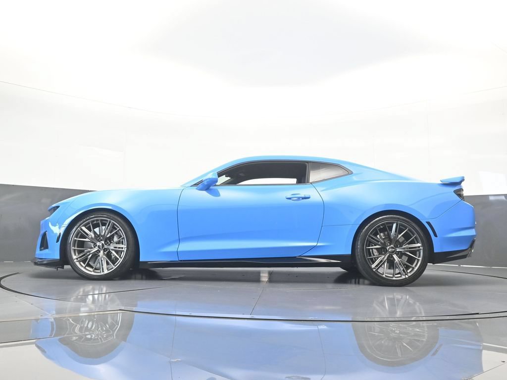 Used 2023 Chevrolet Camaro ZL1 RWD image 52