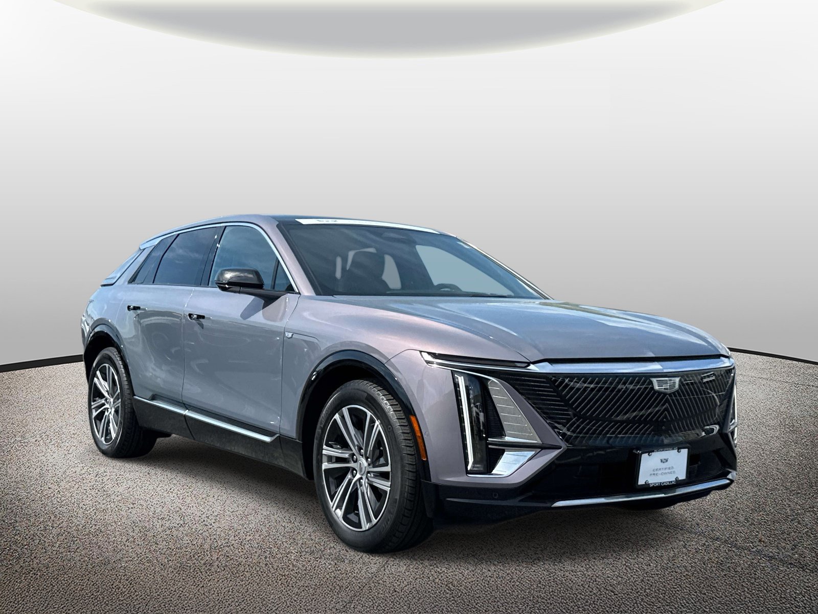 Certified 2024 Cadillac Lyriq Luxury AWD/4WD image 25