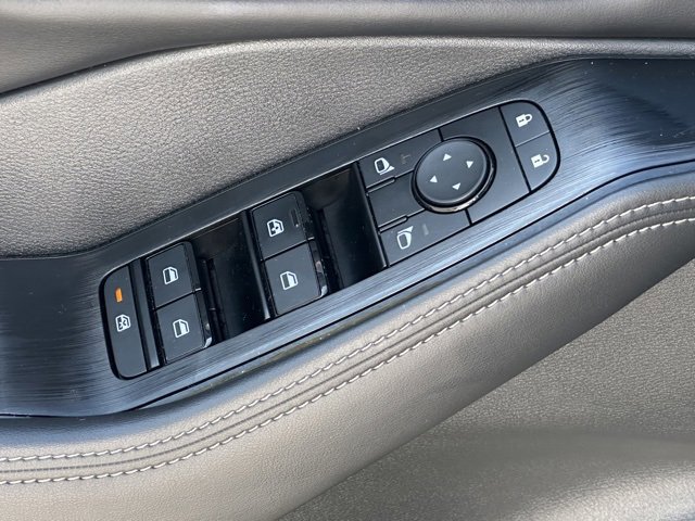 Certified 2023 Nissan Rogue SV w/ SV Premium B Package image 19