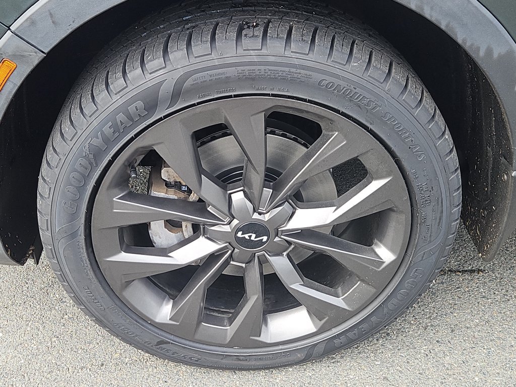 Certified 2022 Kia Sorento SX Prestige AWD/4WD image 6