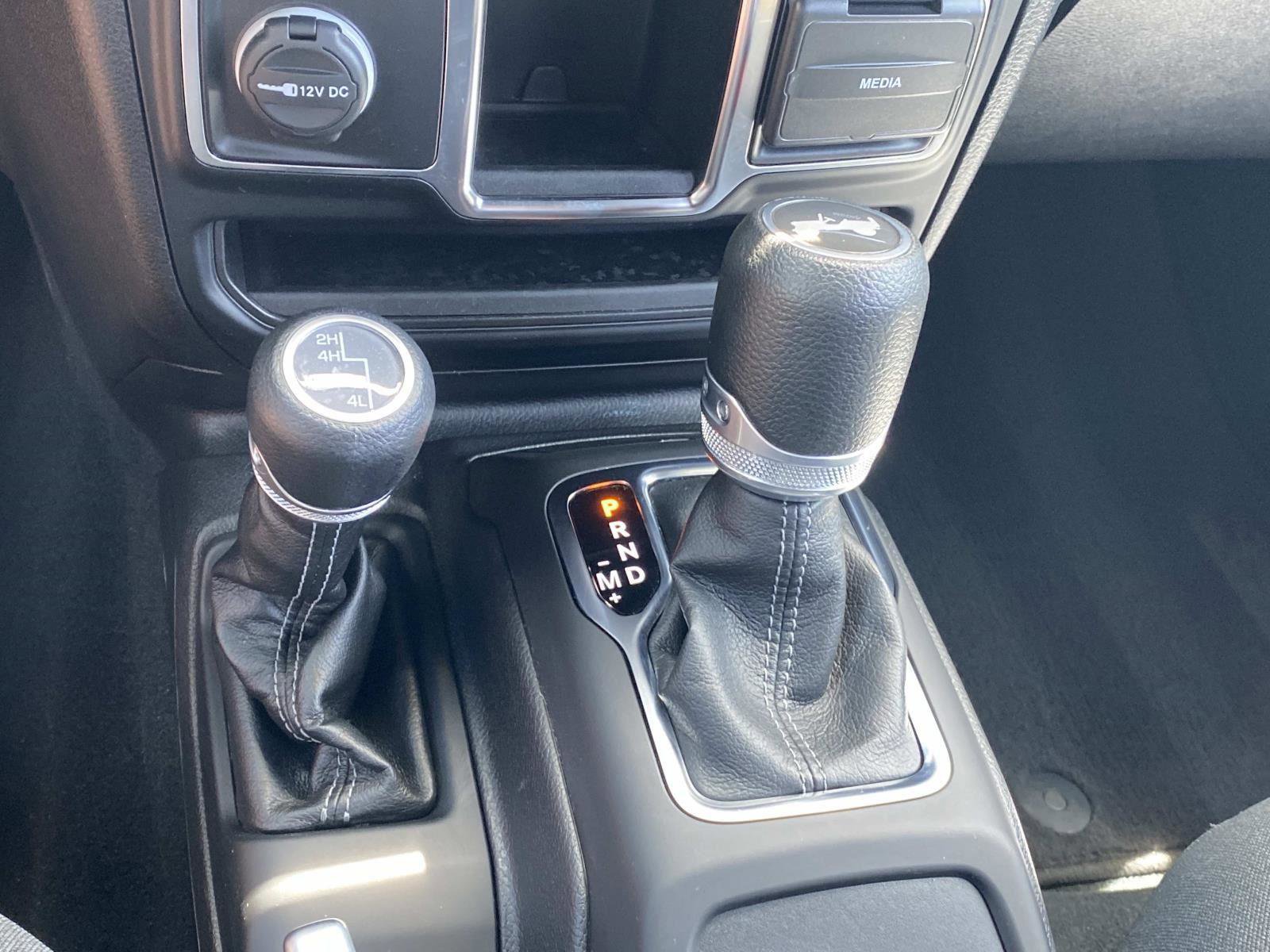 Certified 2024 Jeep Wrangler Sport image 31