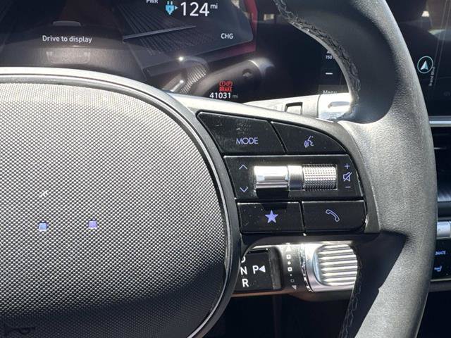 Used 2023 Hyundai Ioniq 6 SE RWD image 18