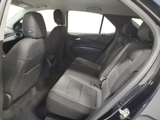 Used 2020 Chevrolet Equinox LT w/ Driver Convenience Package image 15