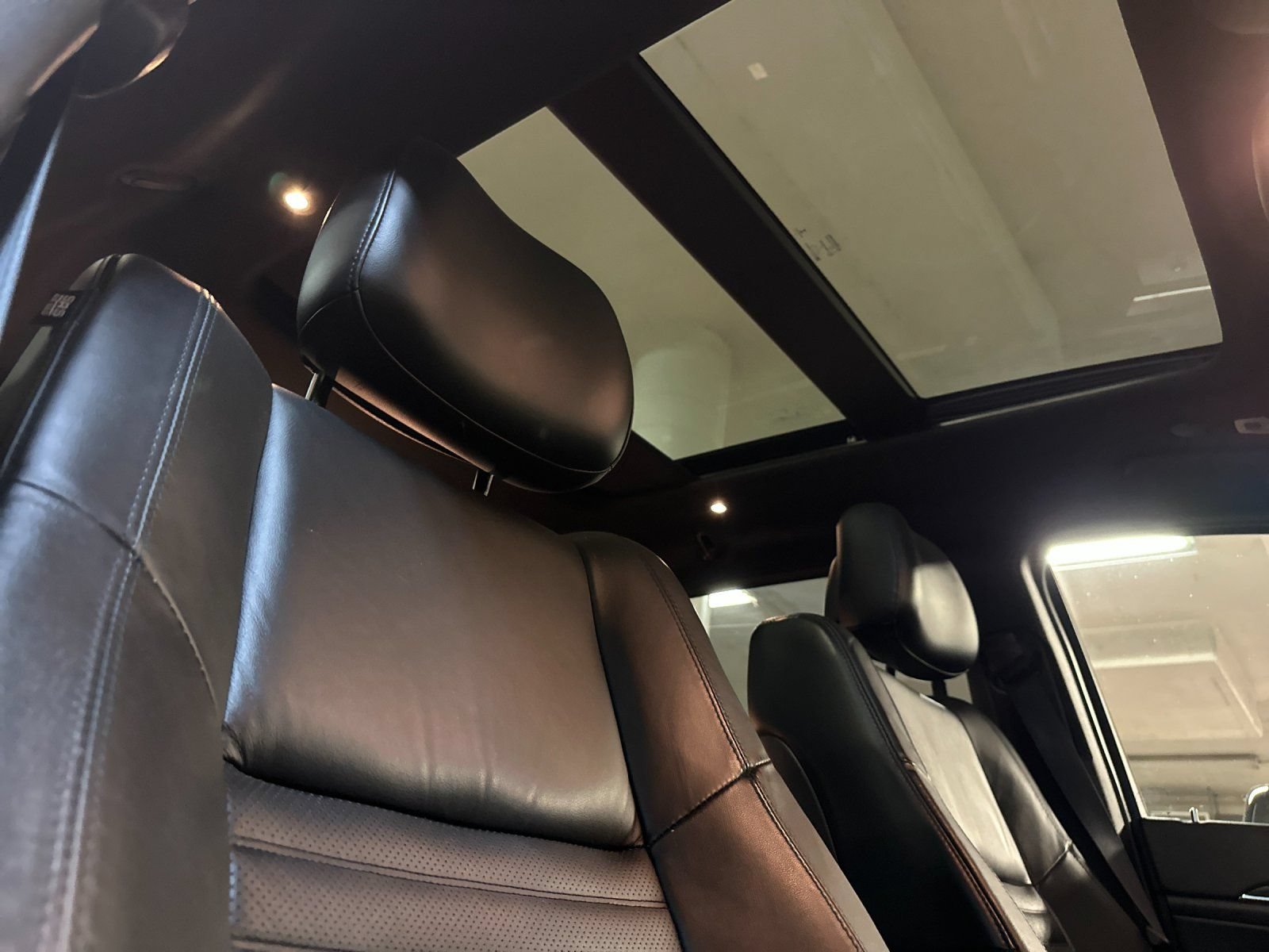 Used 2018 Jeep Grand Cherokee Limited RWD image 16