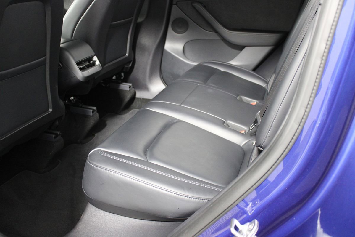 Used 2021 Tesla Model Y Long Range AWD/4WD image 23