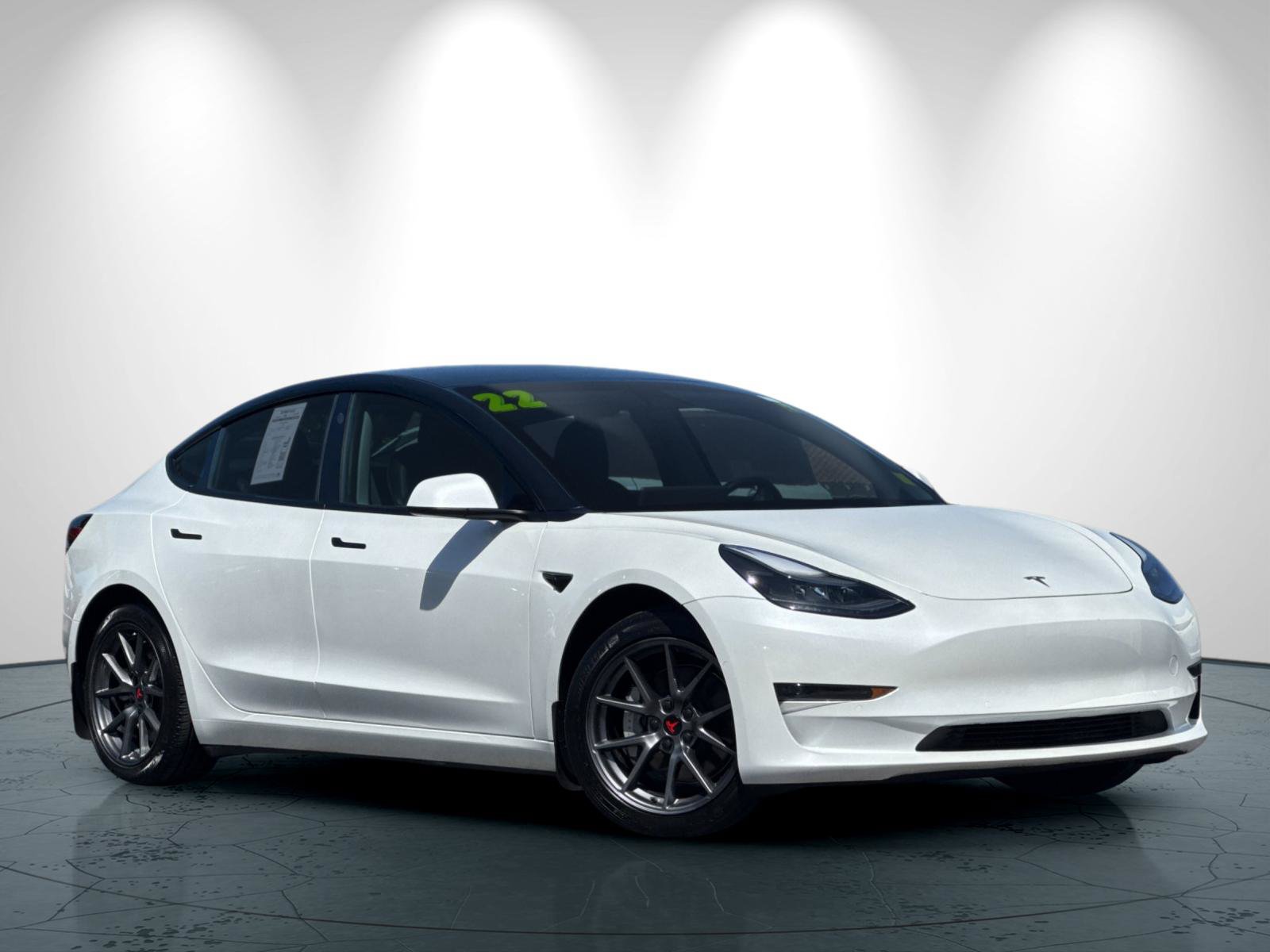 Used 2022 Tesla Model 3 Long Range AWD/4WD image 2