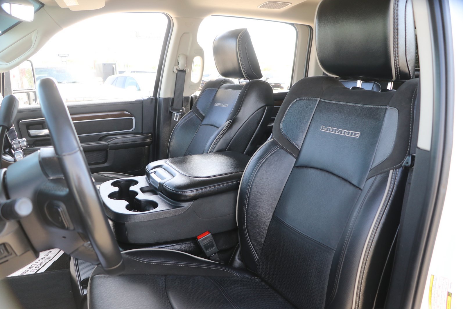 Used 2024 RAM 2500 Laramie w/ Safety Group AWD/4WD image 14