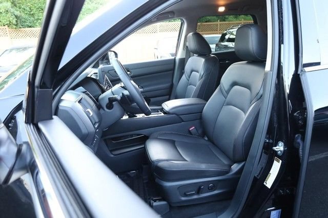 Certified 2026 Nissan Pathfinder SL FWD image 10