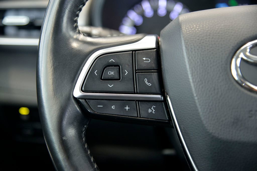 Used 2021 Toyota Highlander LE image 22