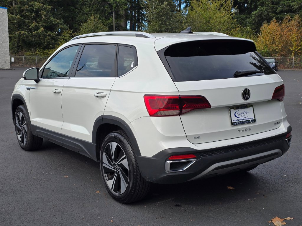 Used 2024 Volkswagen Taos SE AWD/4WD image 28