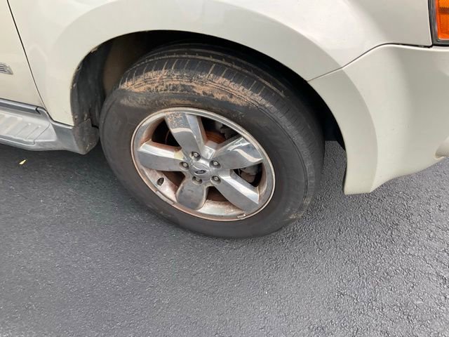 Used 2008 Ford Escape Limited AWD/4WD image 3
