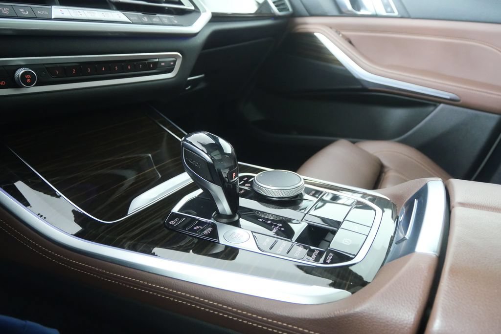 Used 2020 BMW X5 xDrive40i w/ Convenience Package AWD/4WD image 22