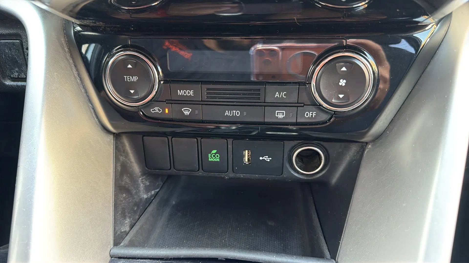 Used 2018 Mitsubishi Eclipse Cross ES AWD/4WD image 19