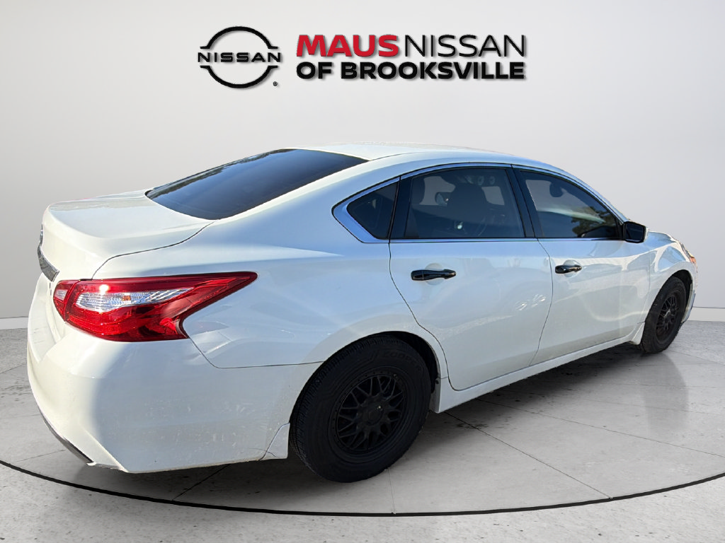 Used 2017 Nissan Altima 2.5 S w/ Power Driver Seat Package FWD image 10
