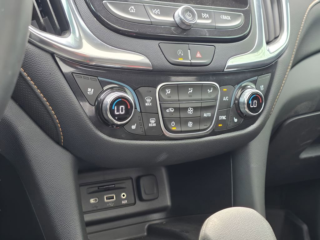 Used 2023 Chevrolet Equinox Premier image 28