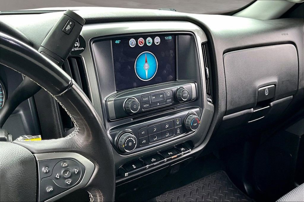 Used 2018 Chevrolet Silverado 1500 LT w/ LT Convenience Package image 10