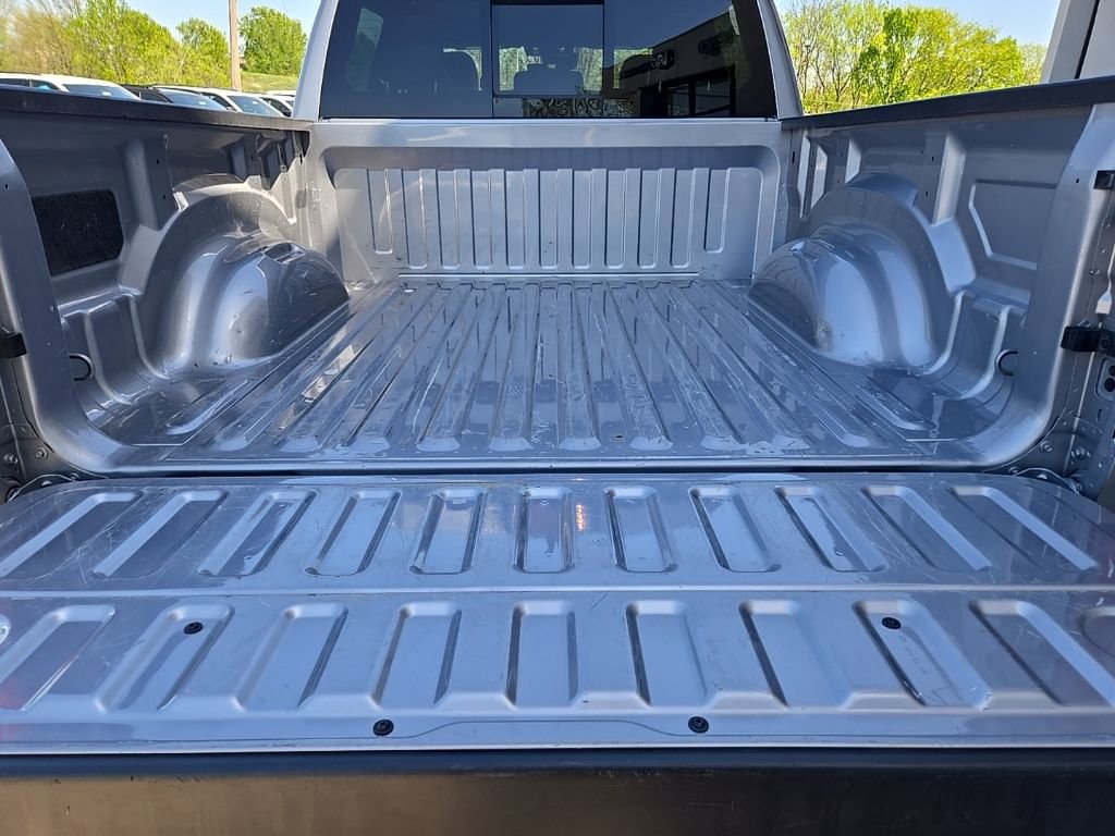 Used 2025 RAM 1500 Laramie w/ Sport Appearance Package AWD/4WD image 25