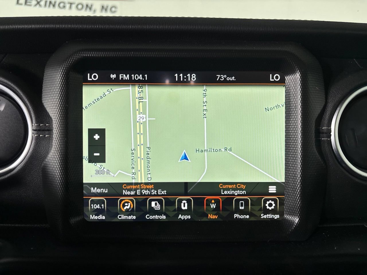 Used 2022 Jeep Wrangler Unlimited Sahara AWD/4WD image 18