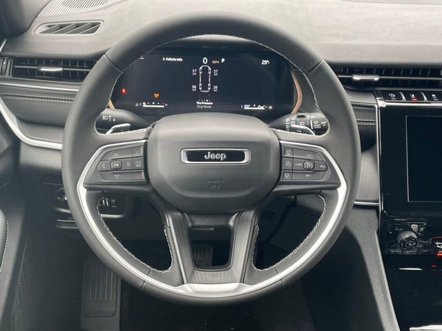 New 2025 Jeep Grand Cherokee L Laredo image 37