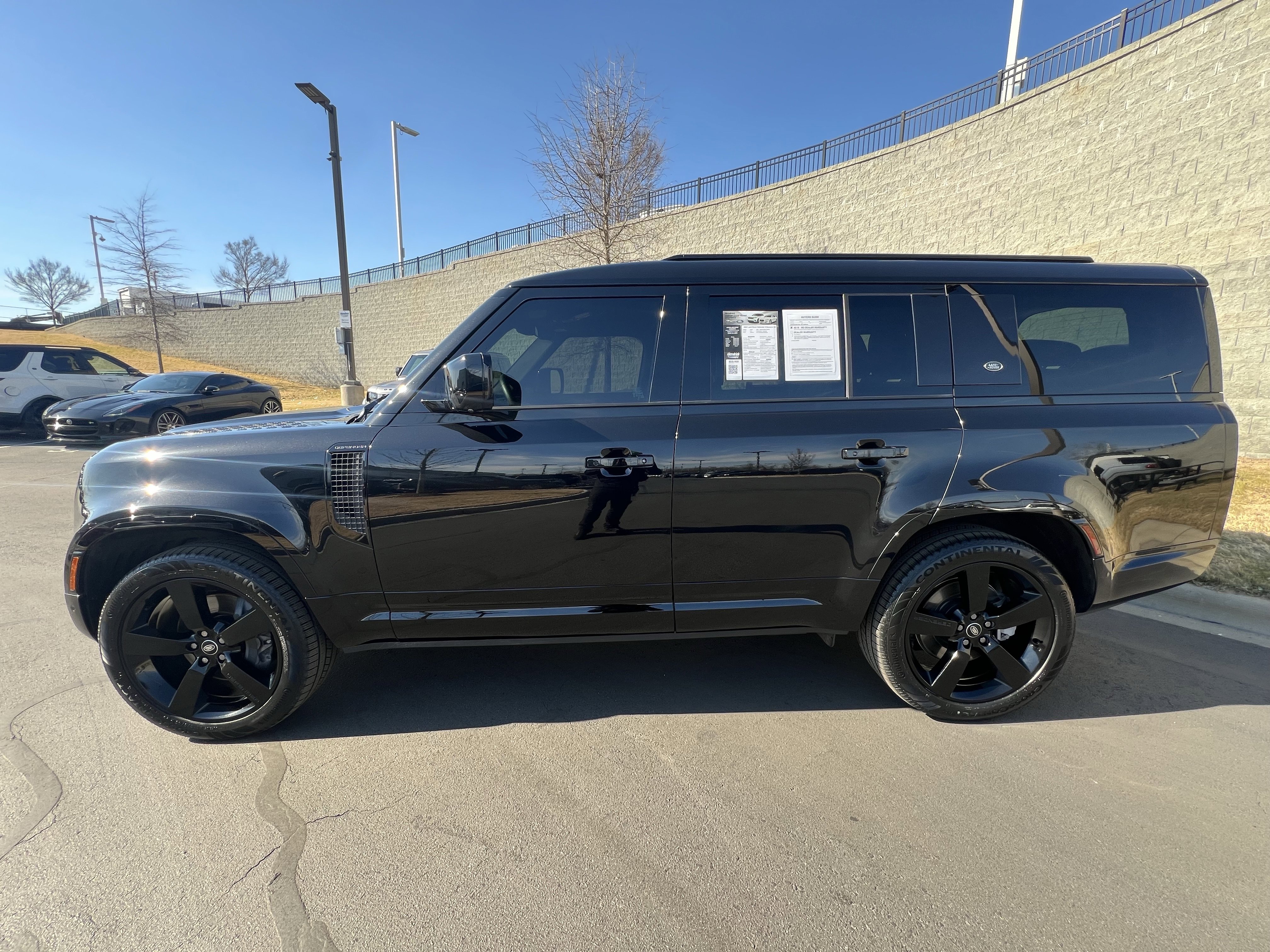 Certified 2024 Land Rover Defender 130 X-Dynamic SE image 4