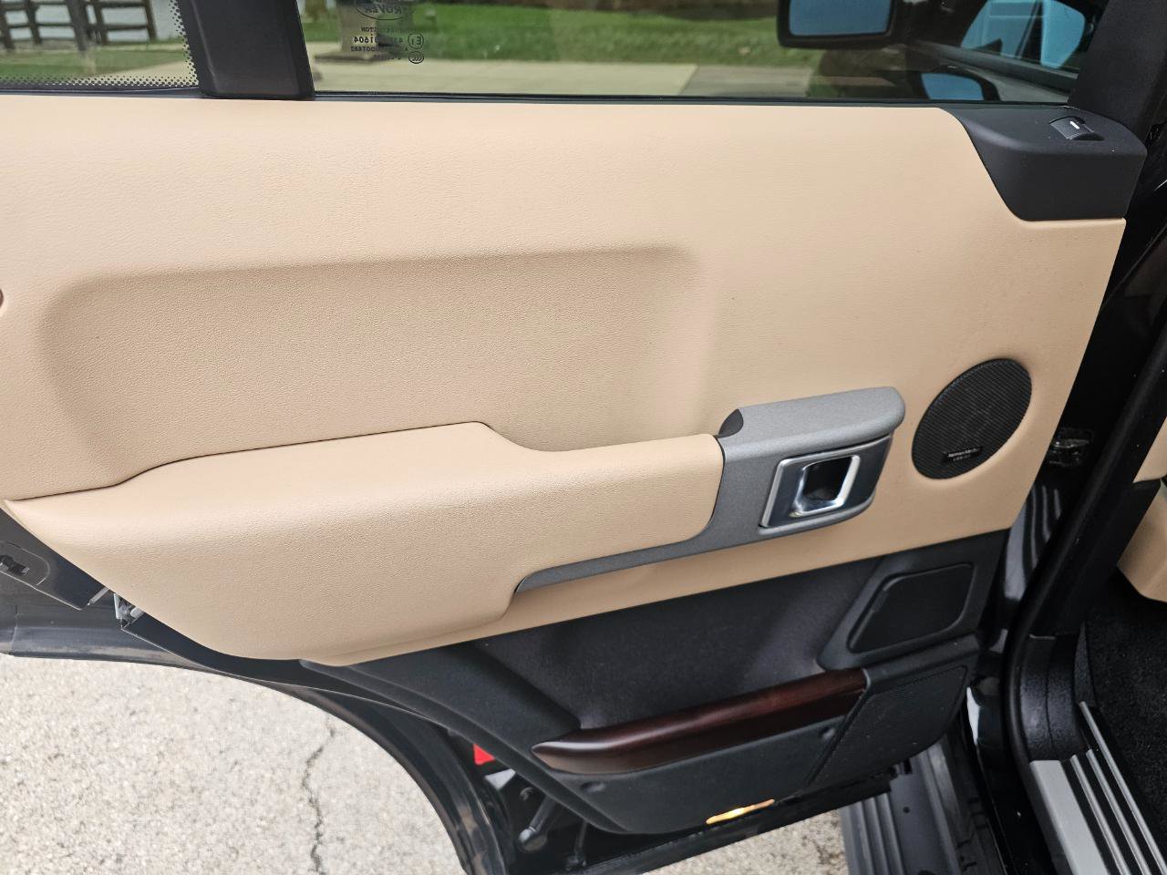 Used 2004 Land Rover Range Rover HSE AWD/4WD image 23