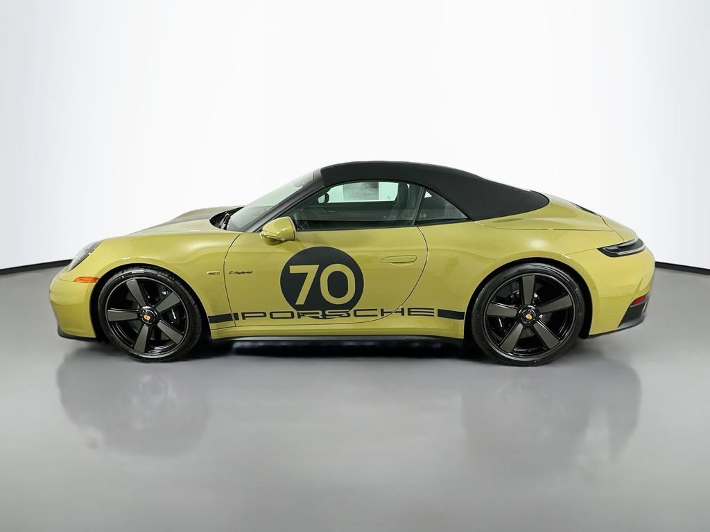 Certified 2026 Porsche 911 GTS RWD video 2