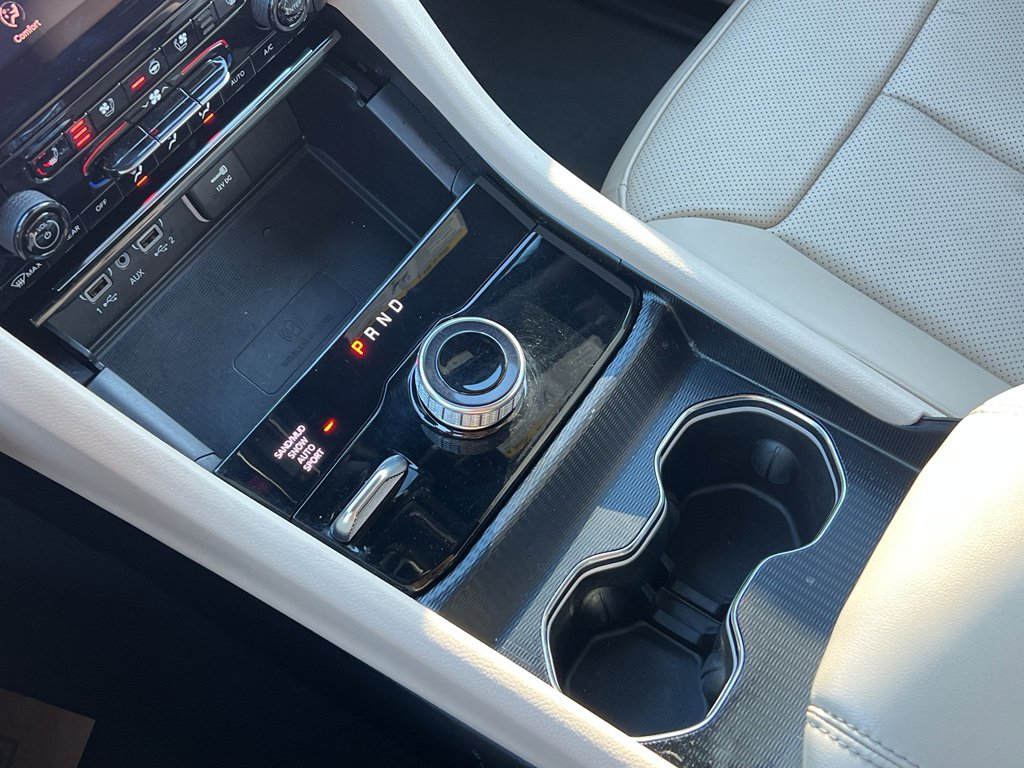 Used 2024 Jeep Grand Cherokee L Limited w/ Luxury Tech Group II image 21