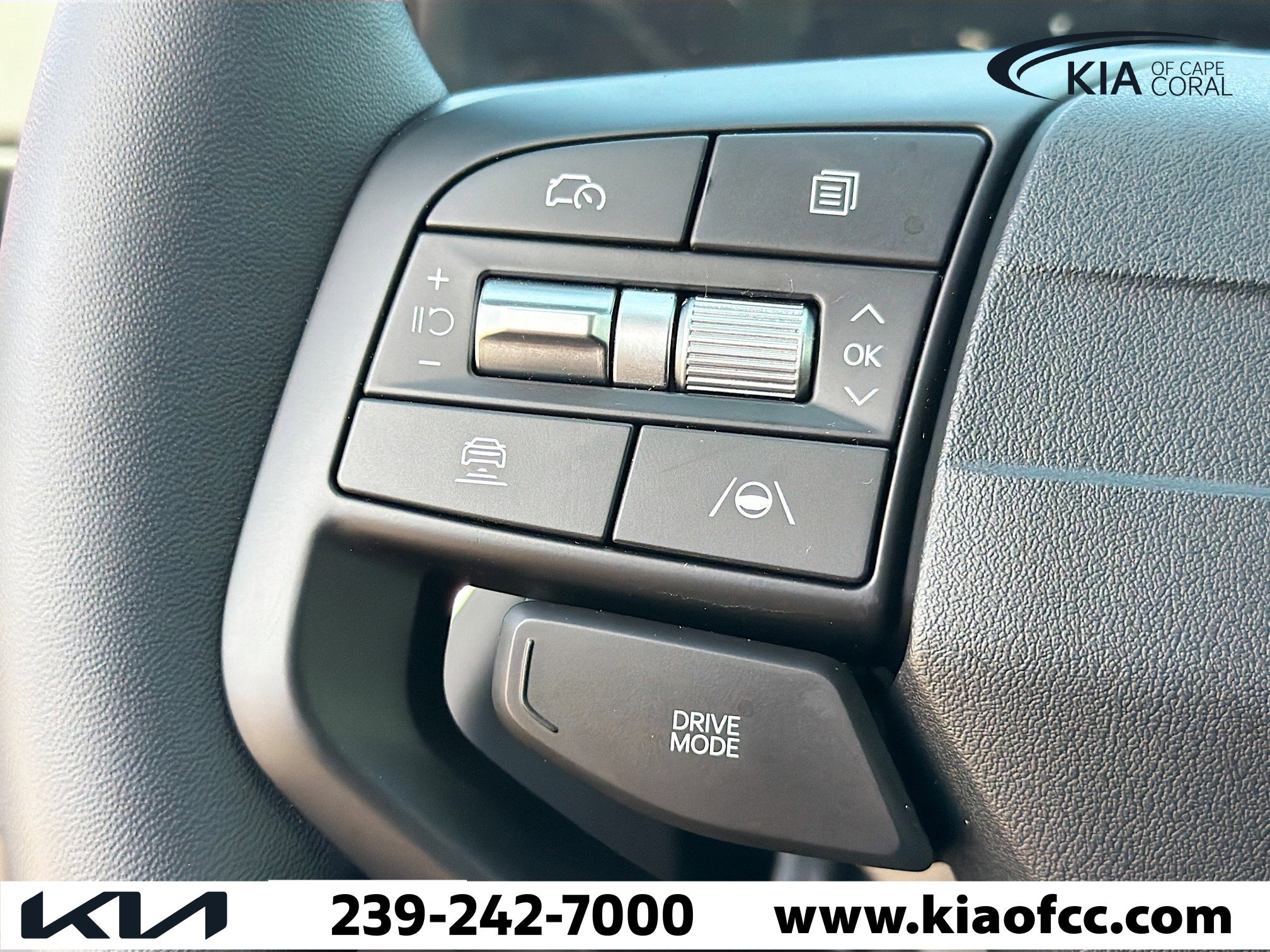 New 2025 Kia K4 EX image 31