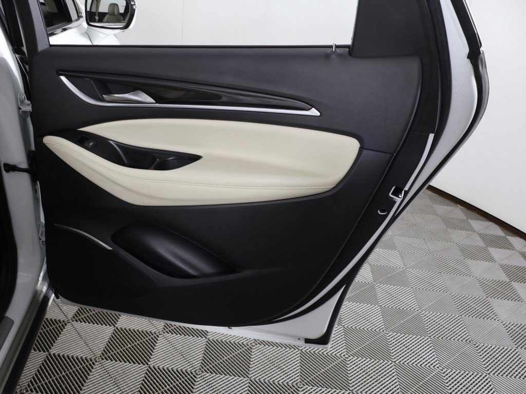 Used 2023 Buick Enclave Essence FWD image 27