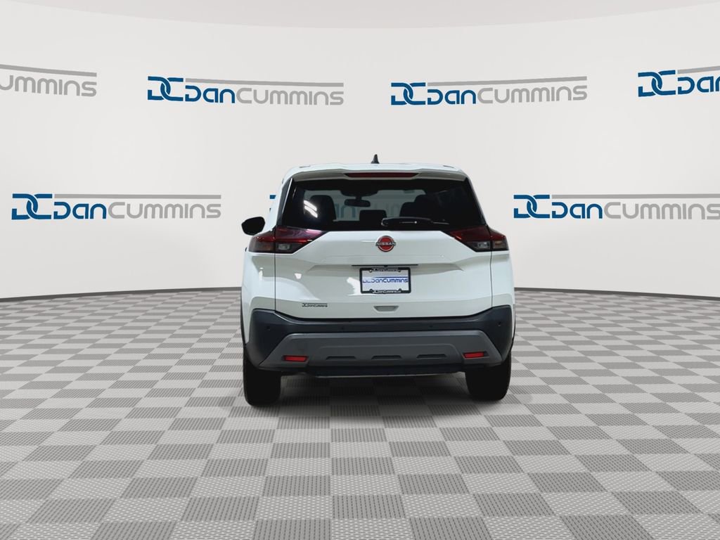 Used 2023 Nissan Rogue S FWD image 8