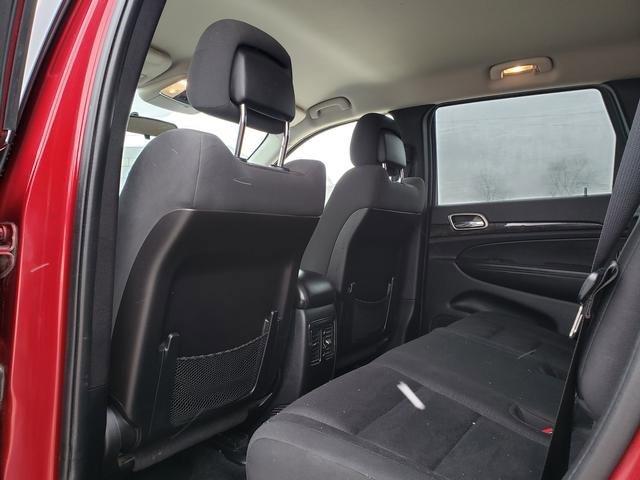 Used 2012 Jeep Grand Cherokee Laredo w/ Laredo E Group image 15