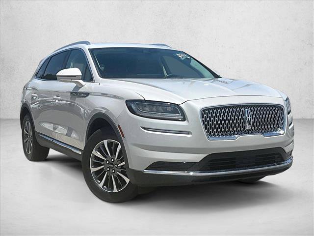 Used 2023 Lincoln Nautilus FWD image 12