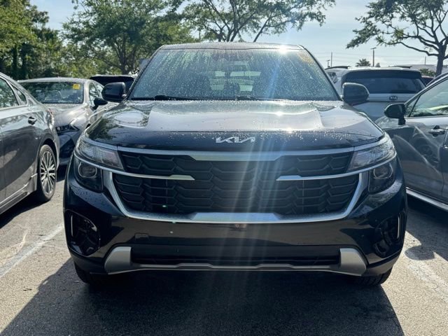 Certified 2024 Kia Seltos LX image 8